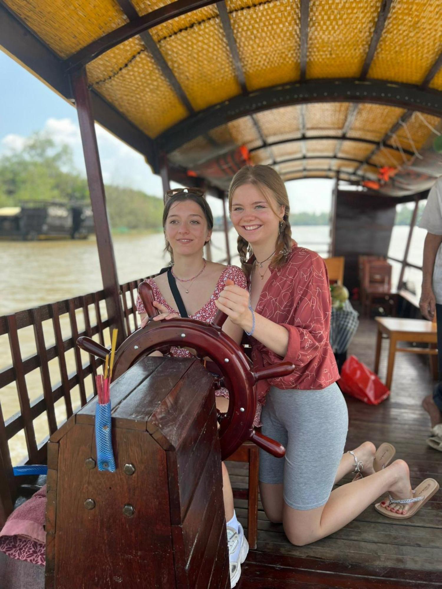Hide Away Bungalows In Ben Tre City מראה חיצוני תמונה