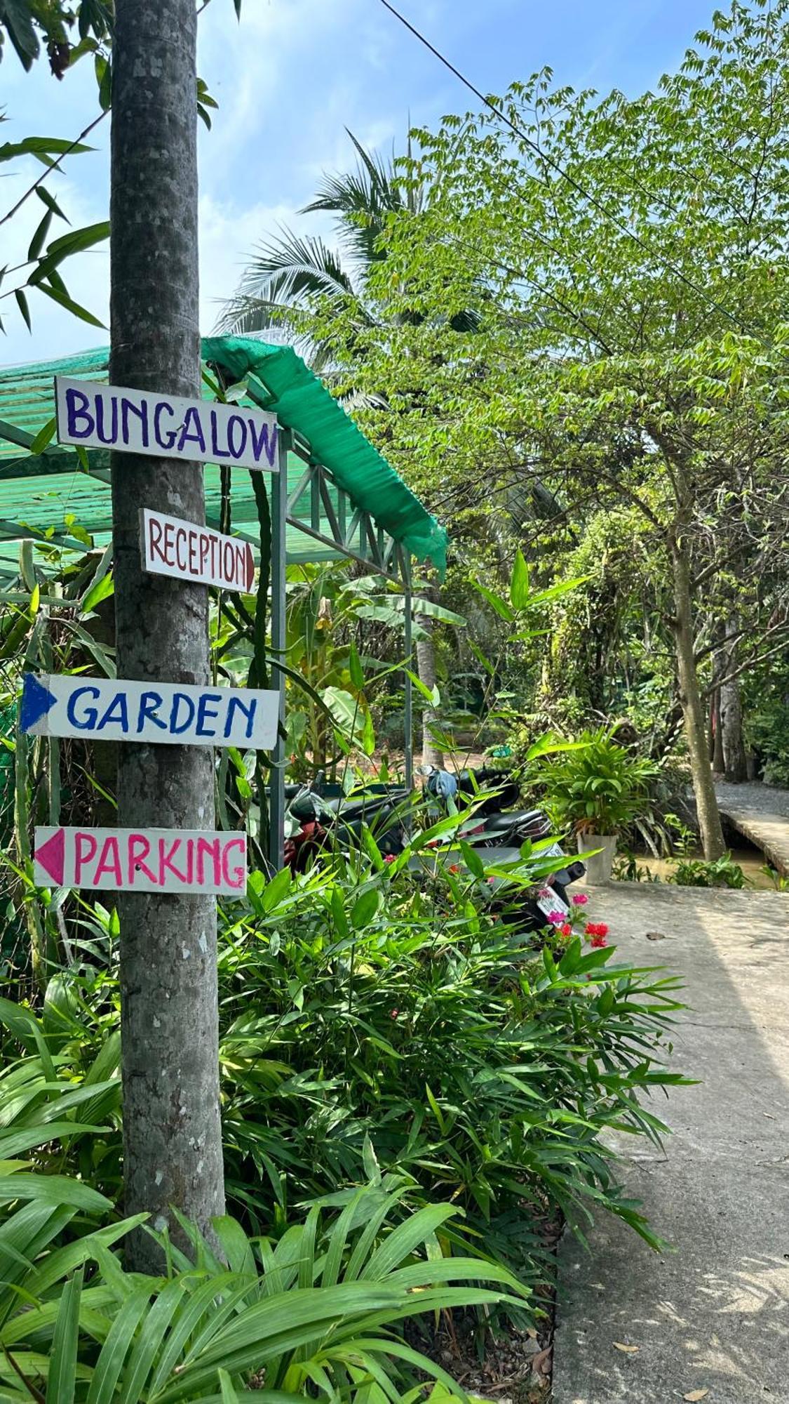 Hide Away Bungalows In Ben Tre City מראה חיצוני תמונה