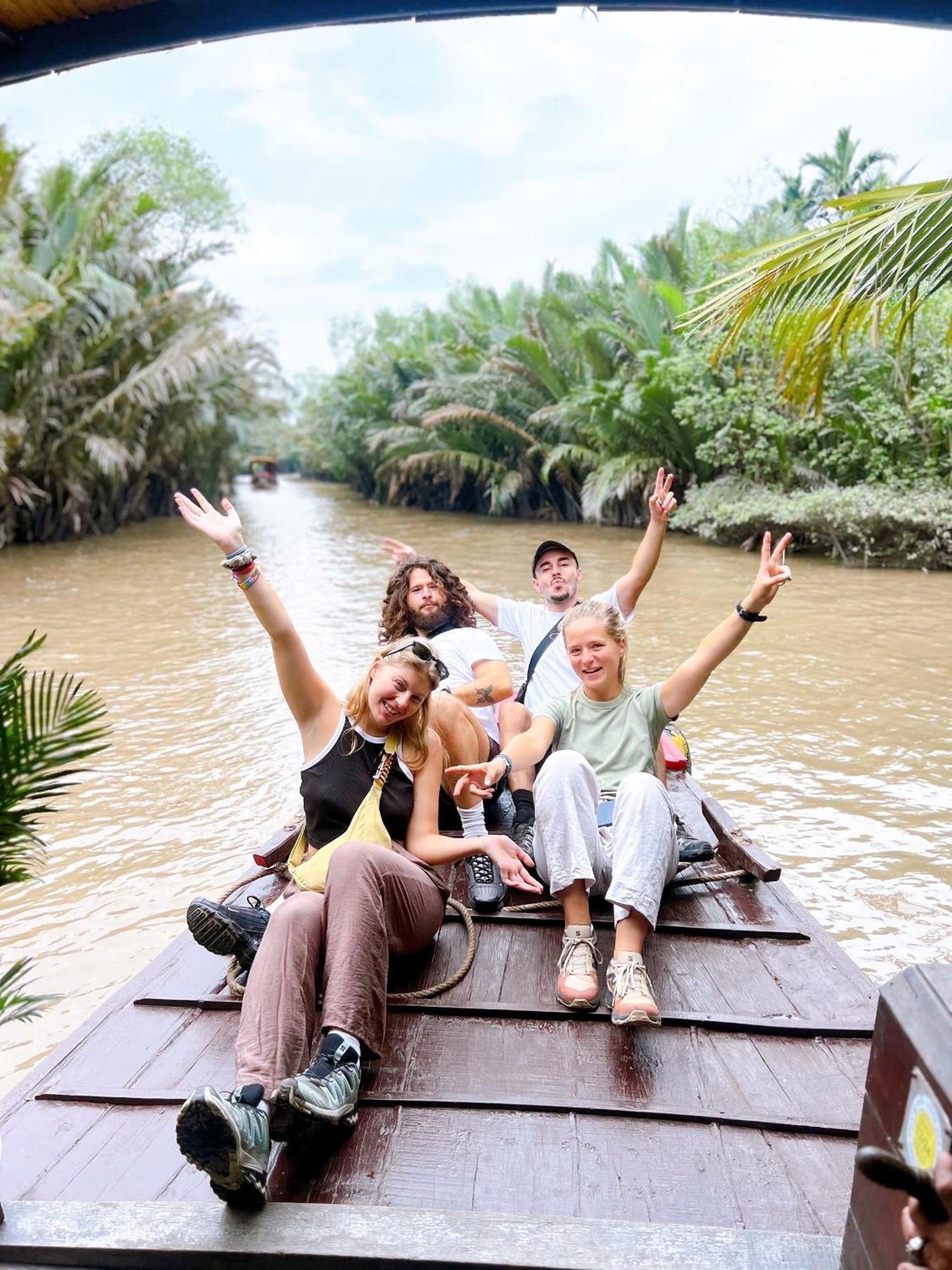 Hide Away Bungalows In Ben Tre City מראה חיצוני תמונה